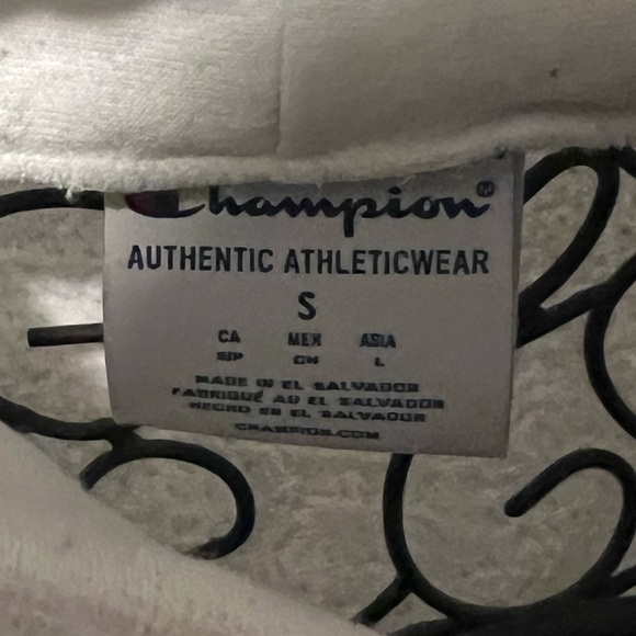 Simple white CMU hoodie - Picture 2 of 4